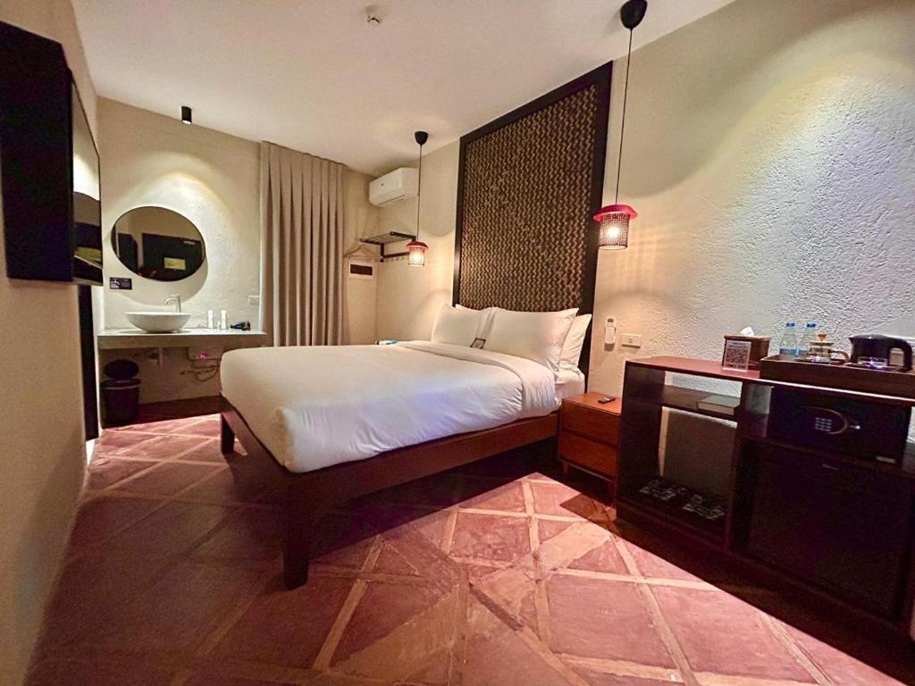 Room 1