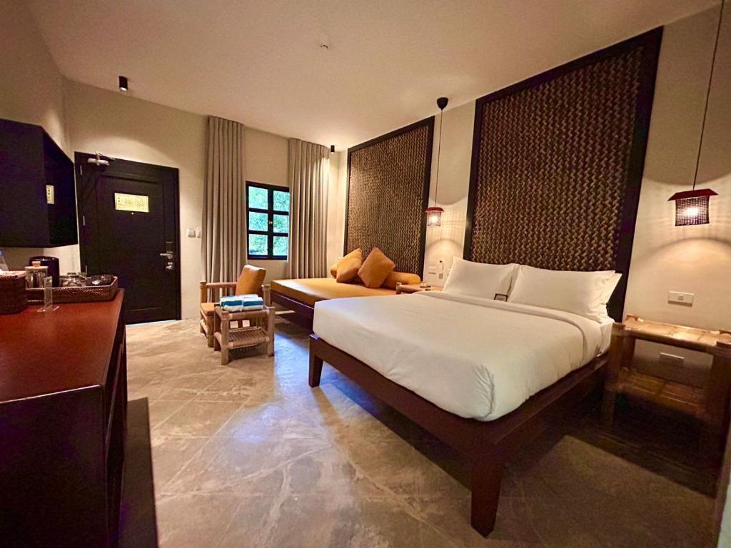 Room 1