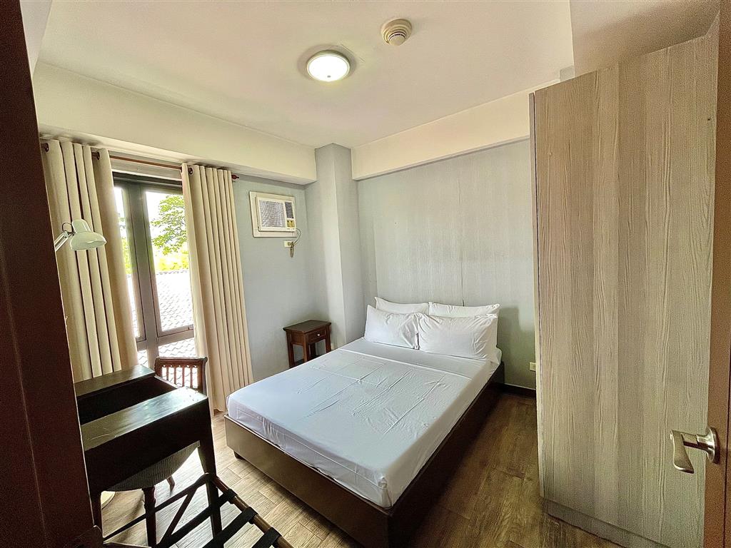 Room 1
