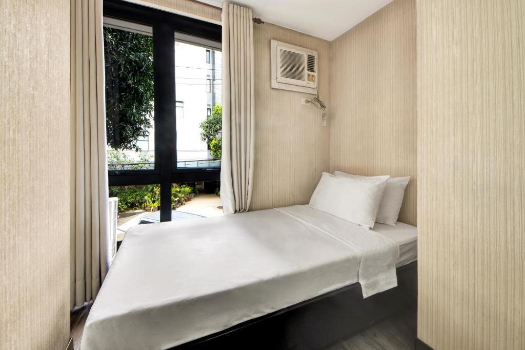 Room 1