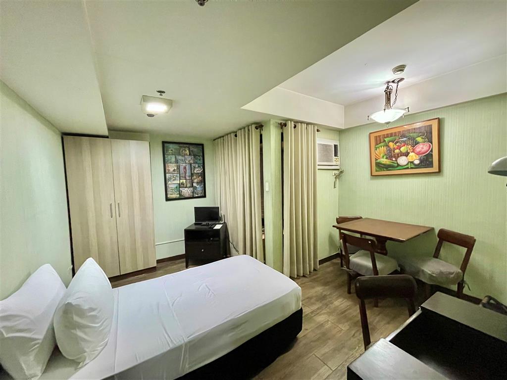 Room 1