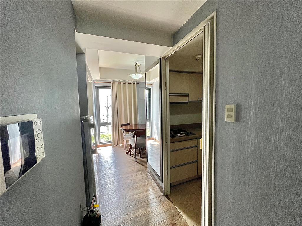 Room 1